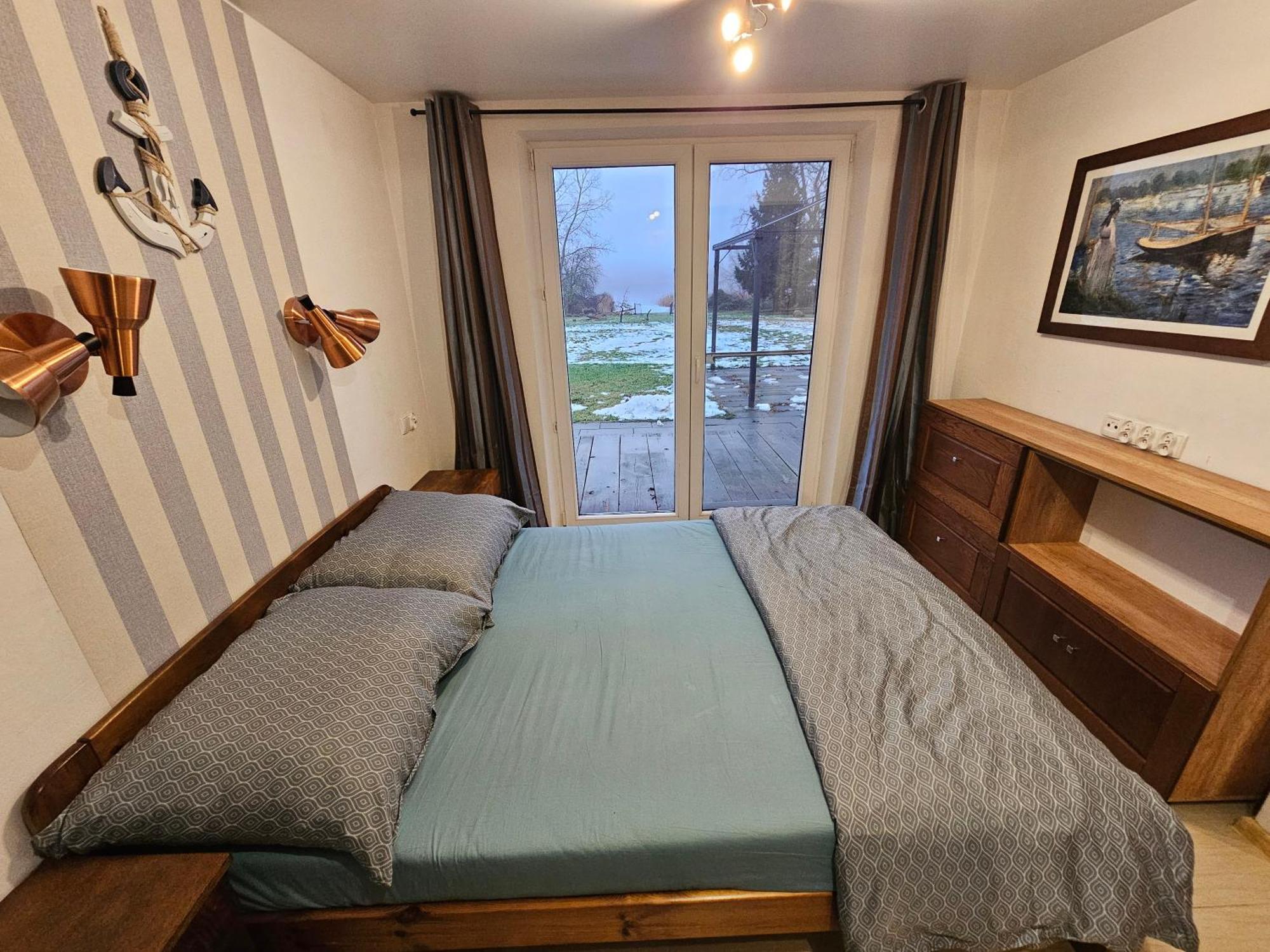 Apartamenty Nad Jeziorem Piaski Wolin Kültér fotó
