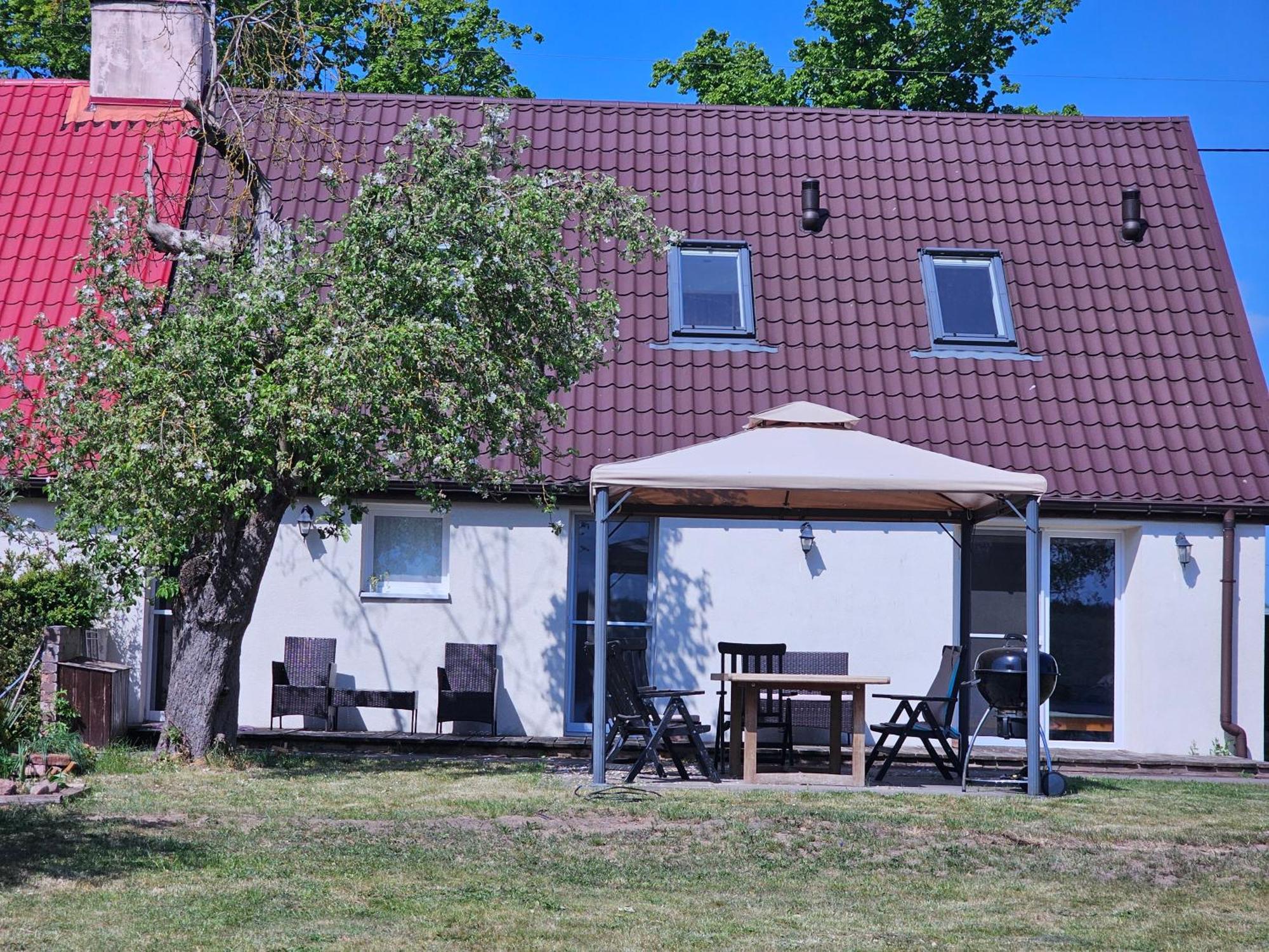 Apartamenty Nad Jeziorem Piaski Wolin Kültér fotó